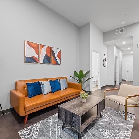 Apartments In Pittsburgh'S Cultural District By Frontdesk Chambre photo
